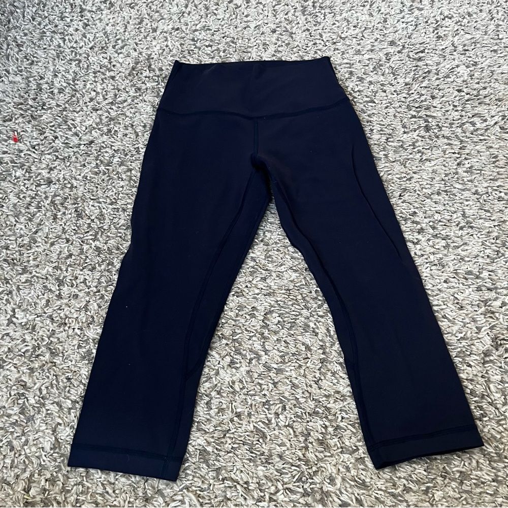 Lululemon wunder under 21” navy leggings size 6